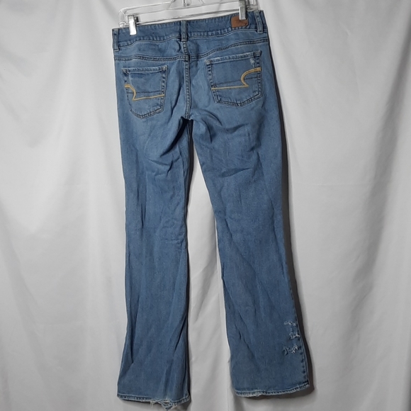 AEO Women's Distressed Artist Flare Jeans Sz 6R - Picture 8 of 12
